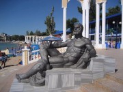Достопримечательности Крыма: скульптура Геракла в Евпатории